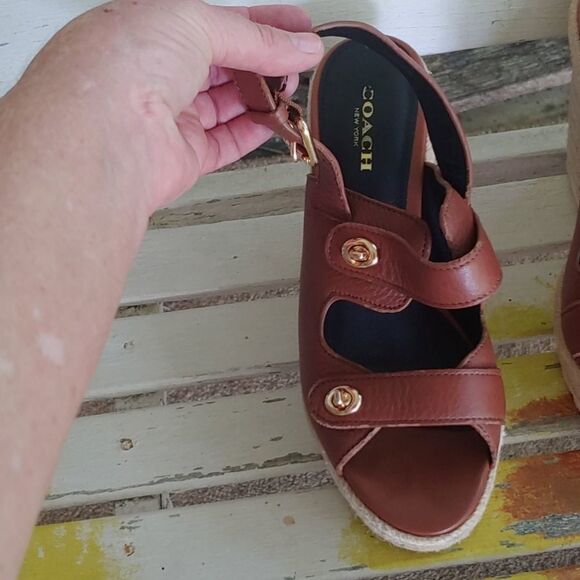 Authentic coach wedges(platform)soft buttery leather! - Picture 2 of 11
